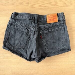 Vintage Levi's Women's Black Jean Shorts